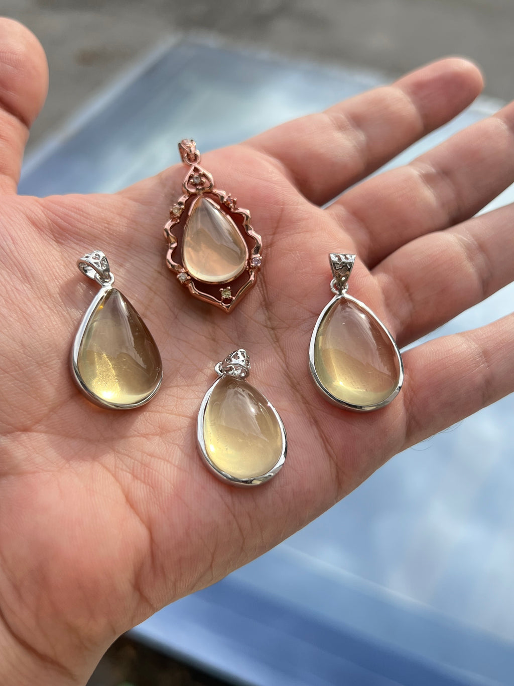 Smoky Dur najaf pendant - Behesht Rings