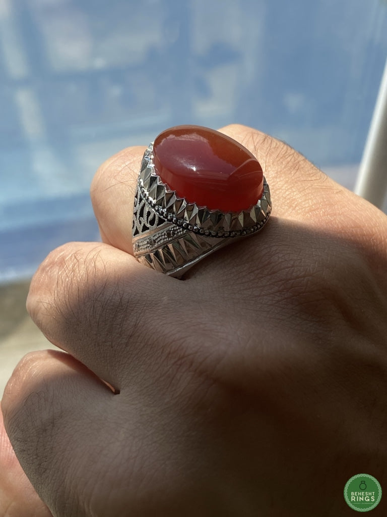 Shining Red Yemeni Agheegh ring - Behesht Rings